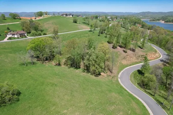 2069 Edgewater Sound, Morristown, TN 37814