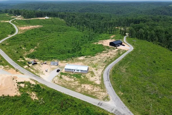 418 Springer Rd, Hohenwald, TN 38462