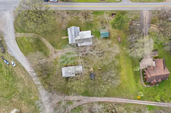 35 Airport Ln, Stewart, TN 37175