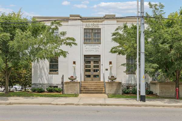 112 Bridge St, Franklin, TN 37064