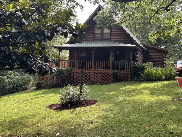 10 Meadow Brook Ln, Spencer, TN 38585