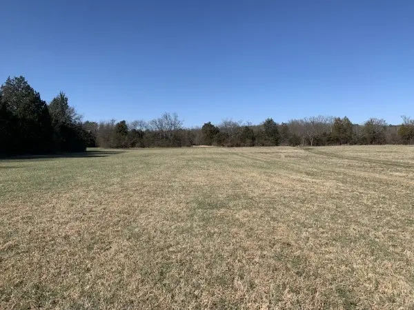 8 Hartmann Drive, Lebanon, TN 37087