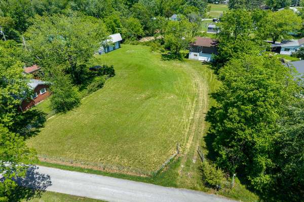 214 5th Ave #S, Baxter, TN 38544
