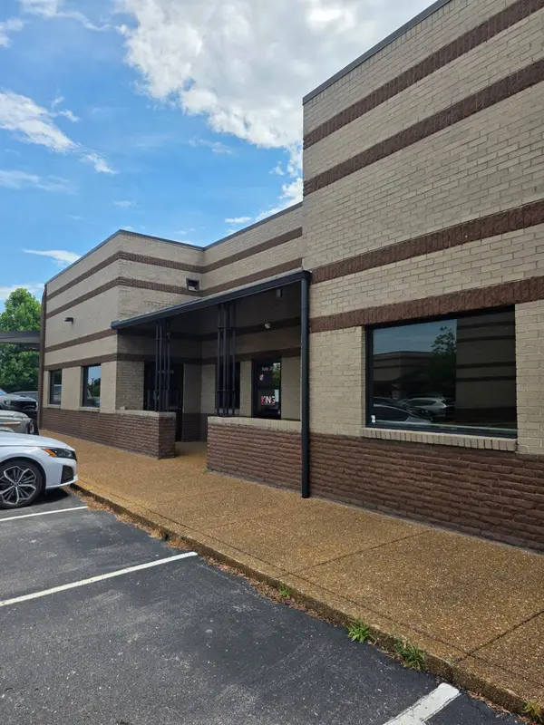 1585 Mallory Ln, Brentwood, TN 37027