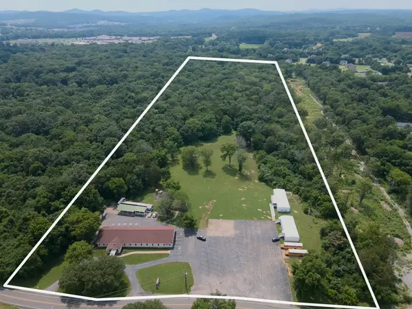 5742 Seminary Rd, Smyrna, TN 37167