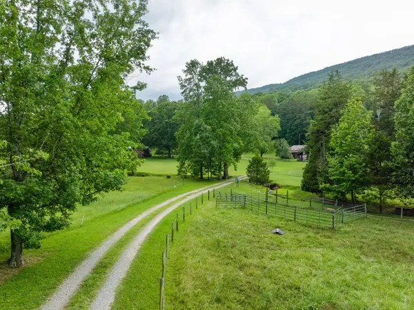 1261 S Cedar Lane, Chickamauga, GA 30707