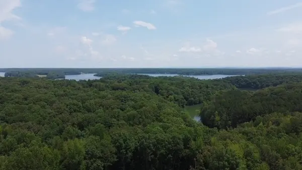 5 Summer Lake, Winchester, TN 37398