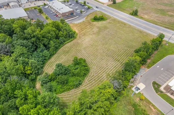 2630 Madison St, Clarksville, TN 37043