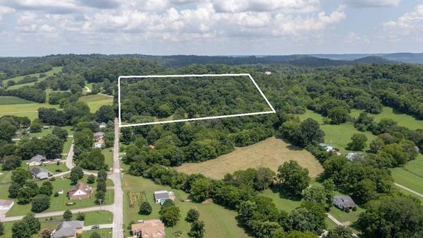 3 Hatchett Hollow Rd, Cornersville, TN 37047