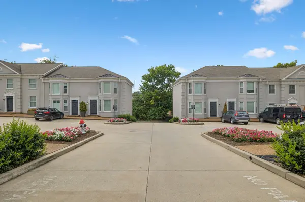 3429 Golf Club Ln, Nashville, TN 37215