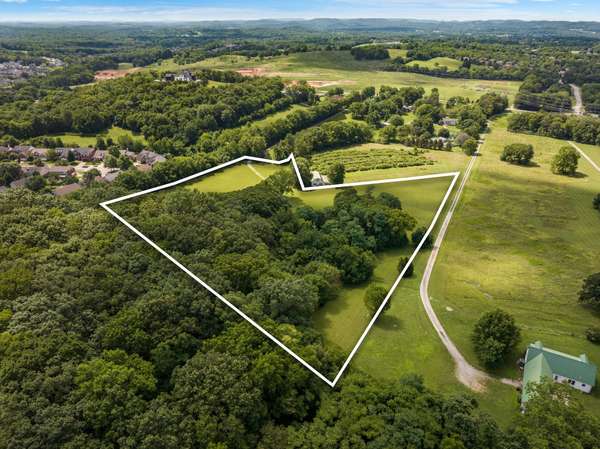 4092 Clovercroft Rd, Franklin, TN 37067