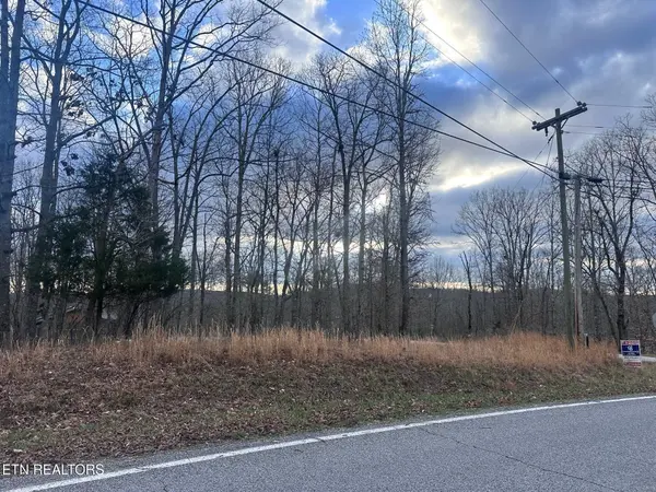 2 Indian Shadows Drive, Ten Mile, TN 37880