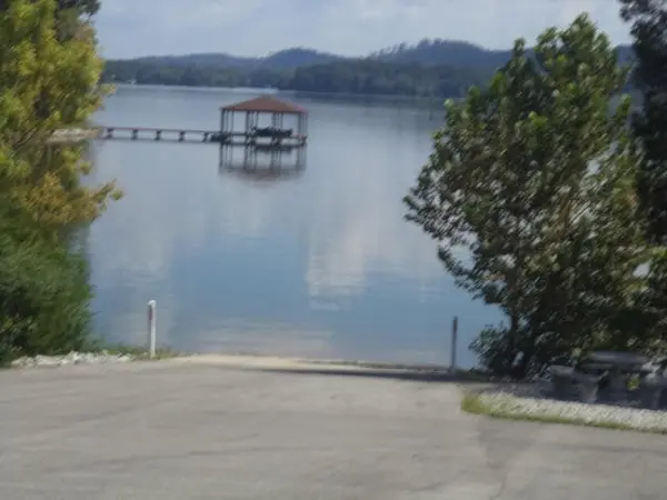 383 Thief Neck View, Rockwood, TN 37854