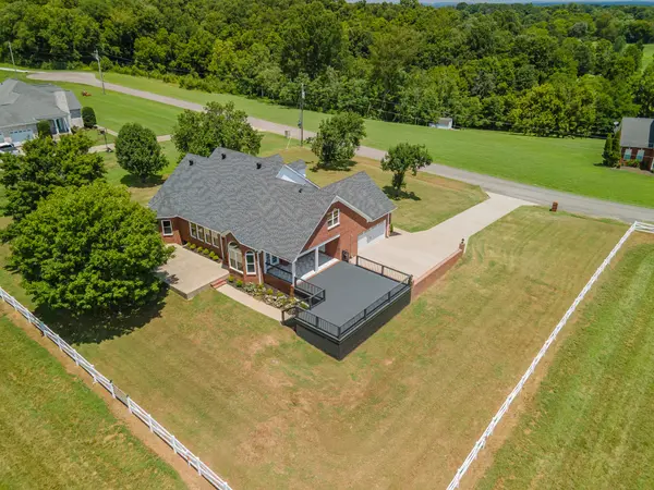 1821 Gina Lynn Dr, Lewisburg, TN 37091