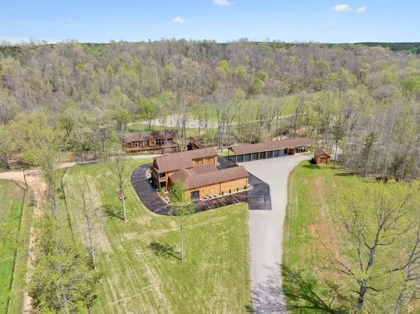 3105 Coy Hill Rd, Olivehill, TN 38475