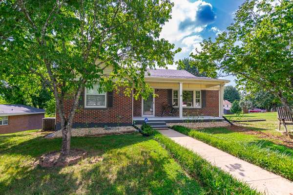 801 2nd Ave, Fayetteville, TN 37334