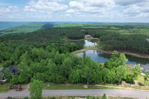 460 Cherokee Path, Jasper, TN 37347