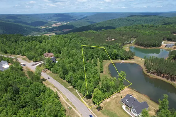 460 Cherokee Path, Jasper, TN 37347