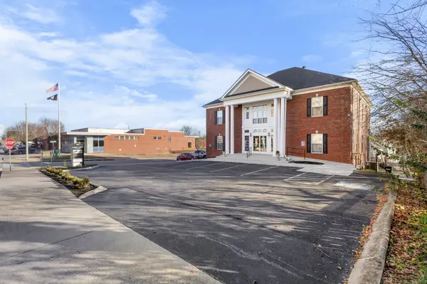 212 Madison St, Clarksville, TN 37040