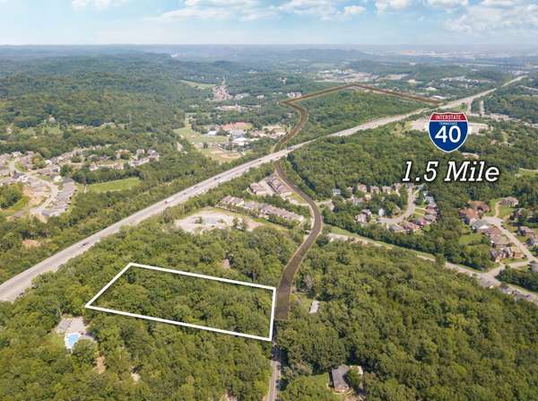 7677 Sawyer Brown Rd, Nashville, TN 37221
