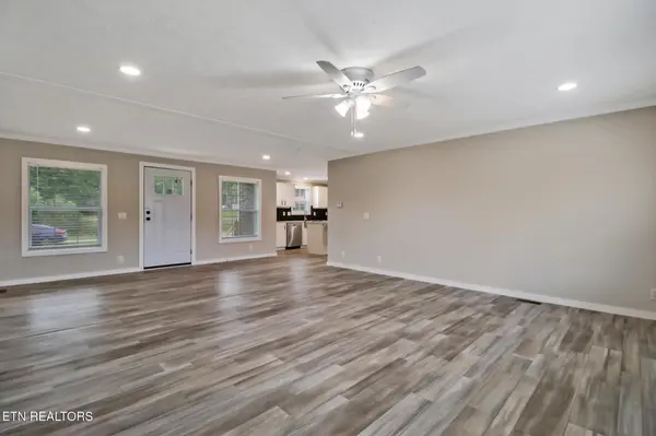 420 Southern Lane, Oneida, TN 37841