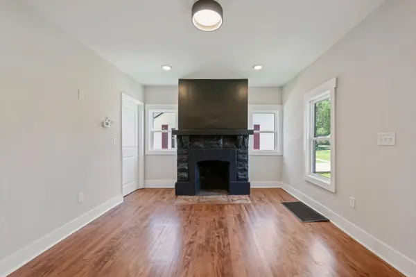 1327 McAlpine Ave, Nashville, TN 37216