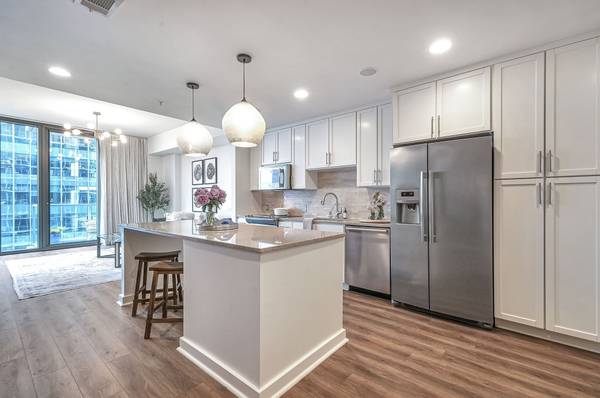 1212 Laurel St #914, Nashville, TN 37203