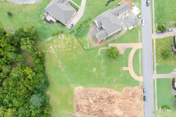 302 Stonebrook Pt, Lebanon, TN 37087