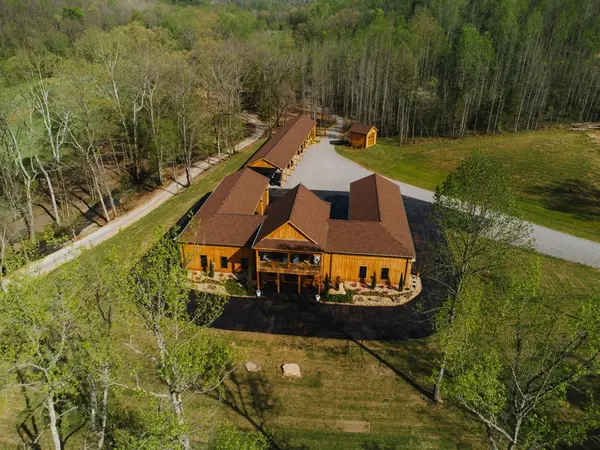 3105 Coy Hill Rd, Olivehill, TN 38475