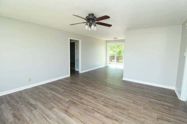2804 Summertree Ln, Clarksville, TN 37040