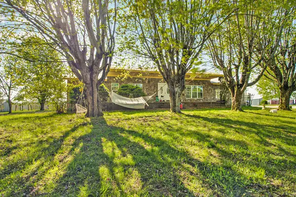 455 Muddy Branch Road, Pikeville, TN 37367