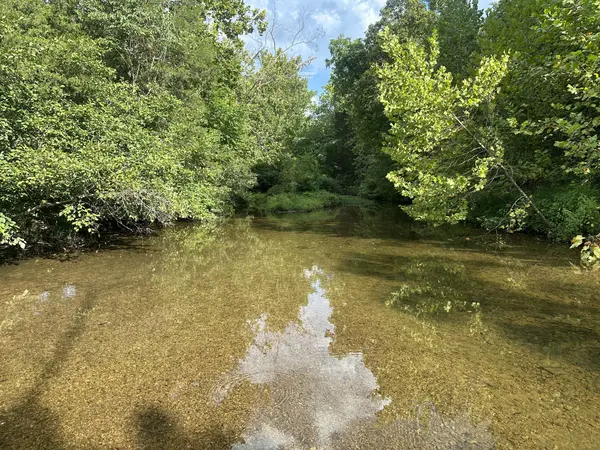8884 Highway 412 W, Linden, TN 37096