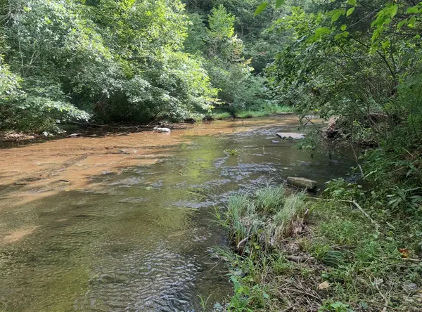 8884 Highway 412 W, Linden, TN 37096