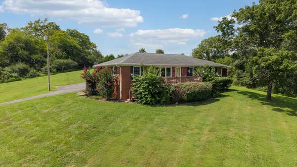 2751 Lynchburg Hwy, Lynchburg, TN 37352