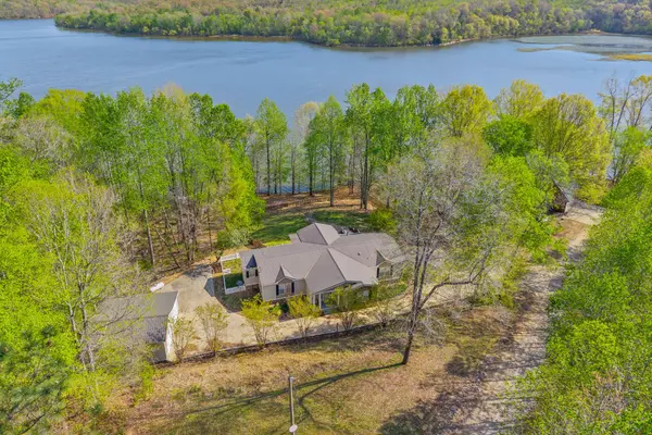 143 Saline Trail, Dover, TN 37058