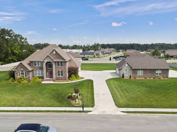 422 Heritage Cir, Manchester, TN 37355