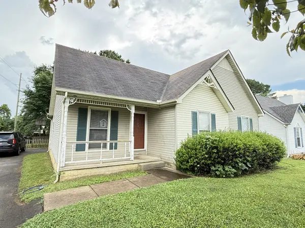 1103 Victoria Dr, Murfreesboro, TN 37129