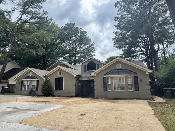 2523 Syon Dr, Memphis, TN 38119