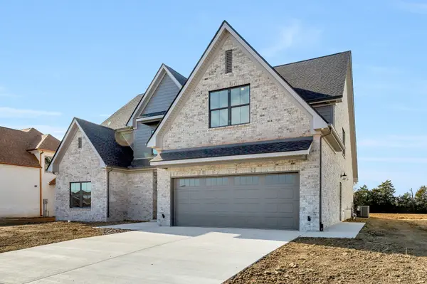 5548 Sinclair St, Murfreesboro, TN 37127