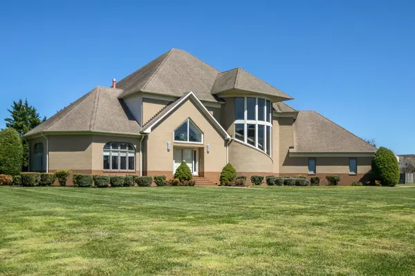 970 9th St, Lawrenceburg, TN 38464
