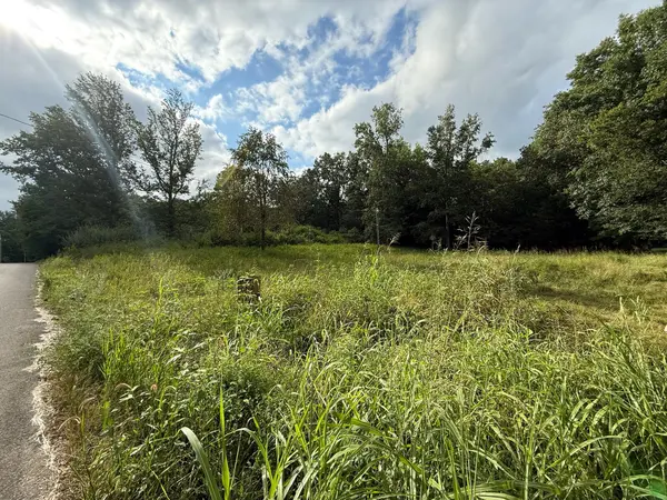 300 Lee Dr, Beaver Dam, KY 42320