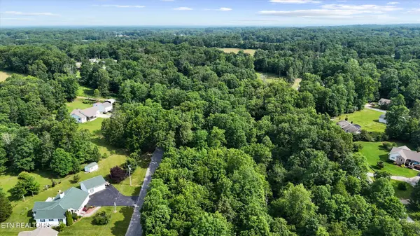 1448 War Eagle Drive, Crossville, TN 38572