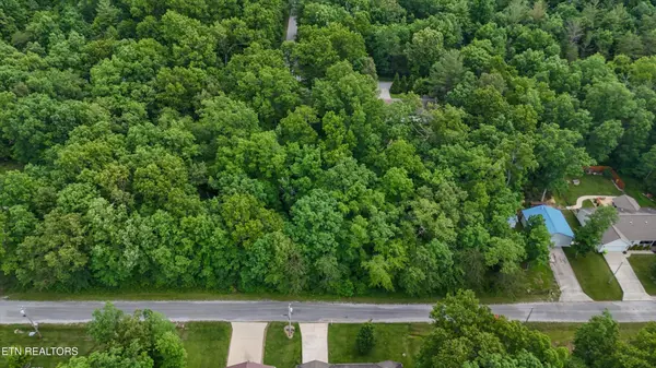 7023 Chief White Eagle Lane, Crossville, TN 38572