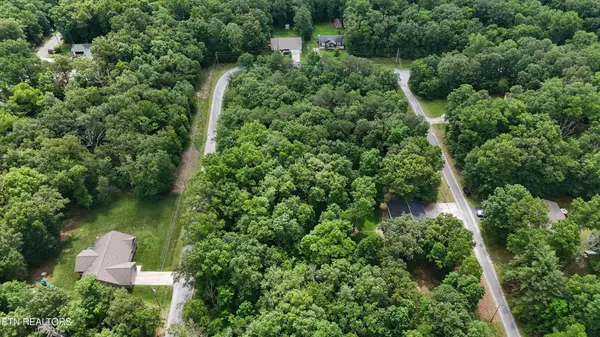 6110 Pocahontas Lane, Crossville, TN 38572