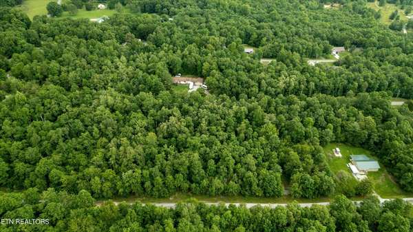 1012 Hopi Drive, Crossville, TN 38572