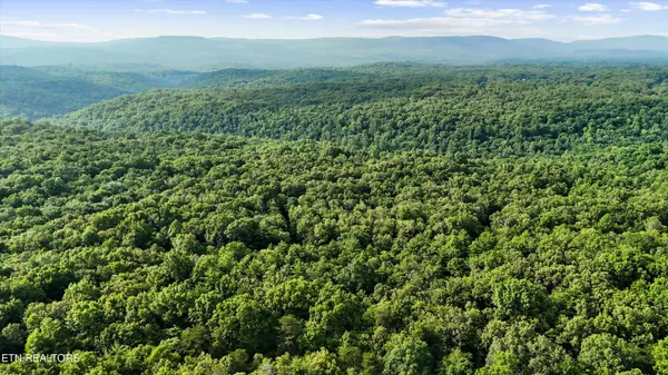 122 Banbury Lane, Crossville, TN 38558