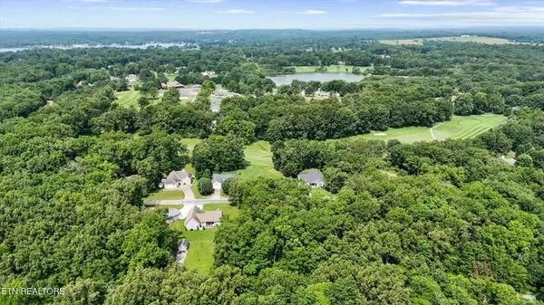 5034 Kolo Drive, Crossville, TN 38572