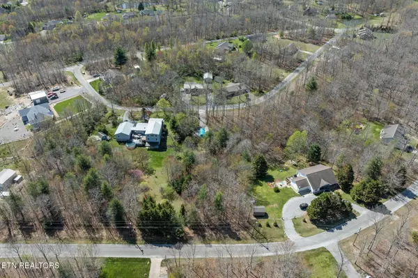 724 Keato Drive, Crossville, TN 38572
