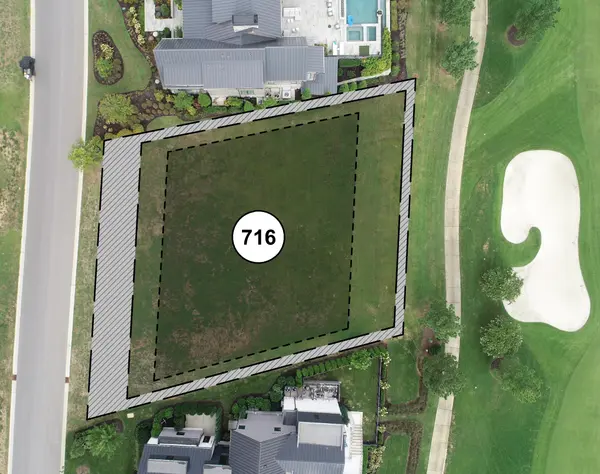 8020 Backwoods Pvt Dr, College Grove, TN 37046