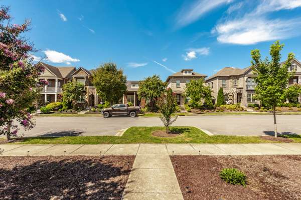 152 Ashcrest Pt, Hendersonville, TN 37075